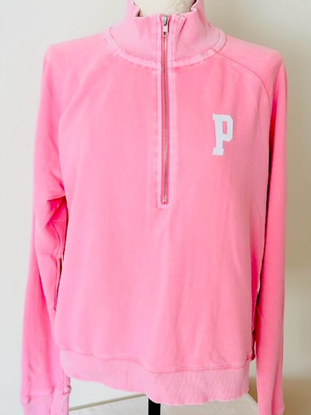 🌺Victoria's Secret Pink Long-Sleeve Mock Neck Soft Sweatshirt🌺